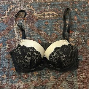 Victorias Secret Dream Angels Lined Demi Bra
